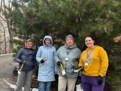 ФБУ "Дальневосточный ЦСМ" приняло участие во Всероссийской неделе субботников "Мы за чистоту", которая приурочена к Году единства народов России